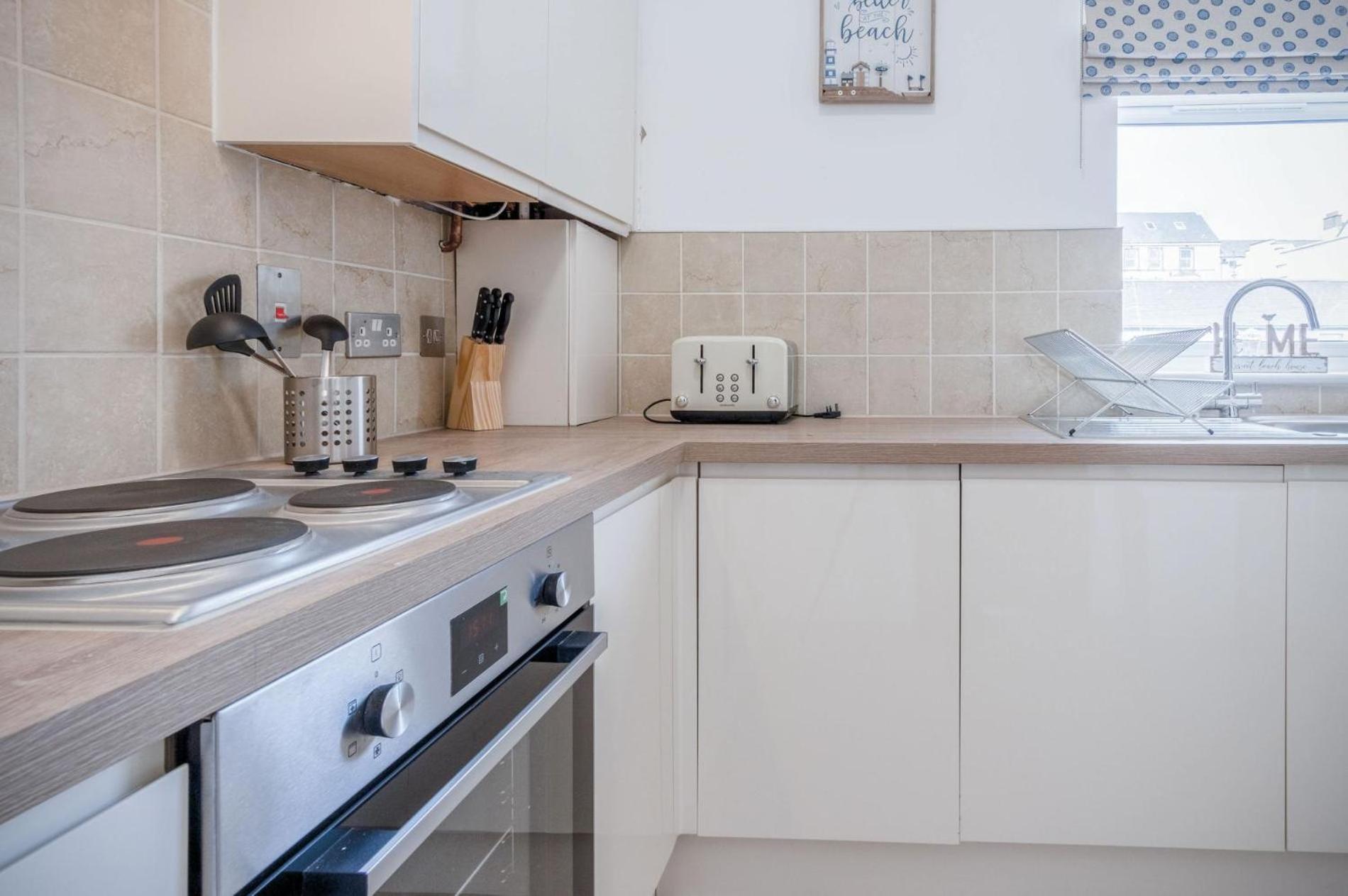 Beach Haven Hideout - 2 Bedroom - Milford Haven Eksteriør bilde